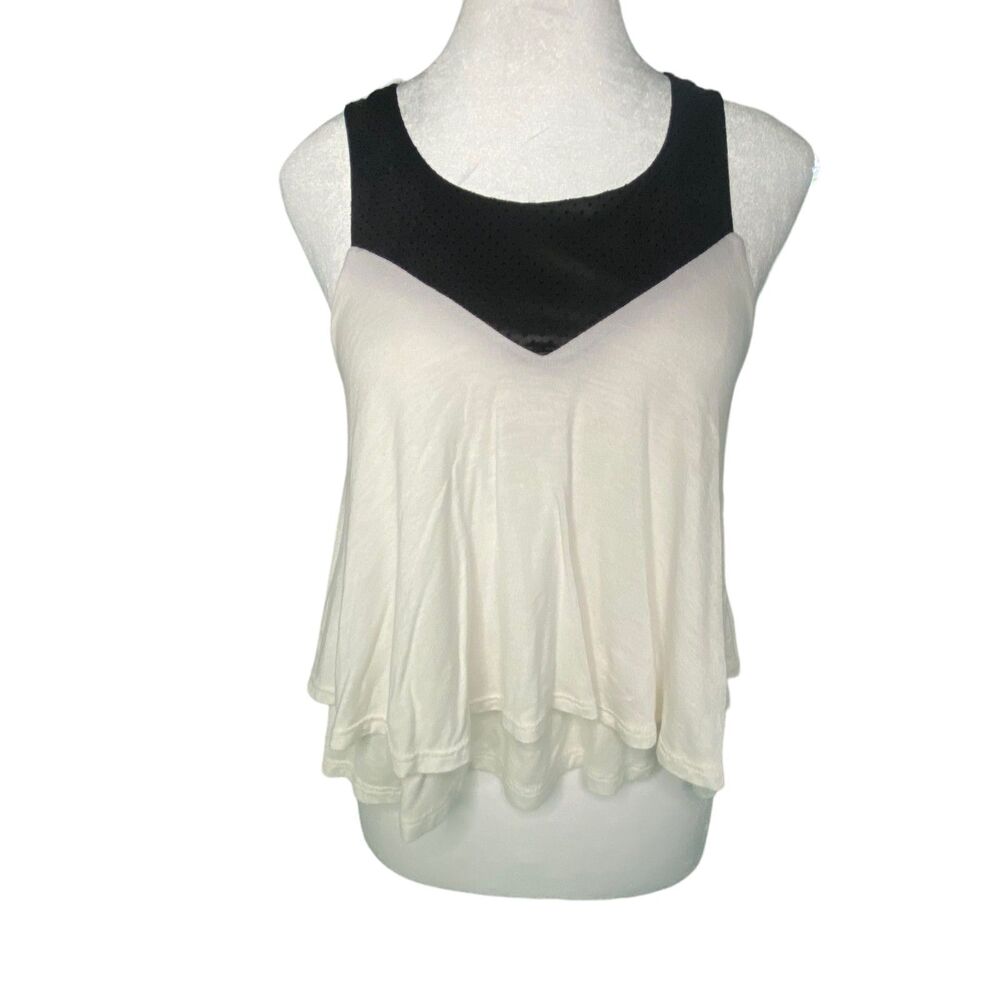 2B BEBE Women Ruffle White Black Sleeveless Camisole Shirts Tanks Top Small